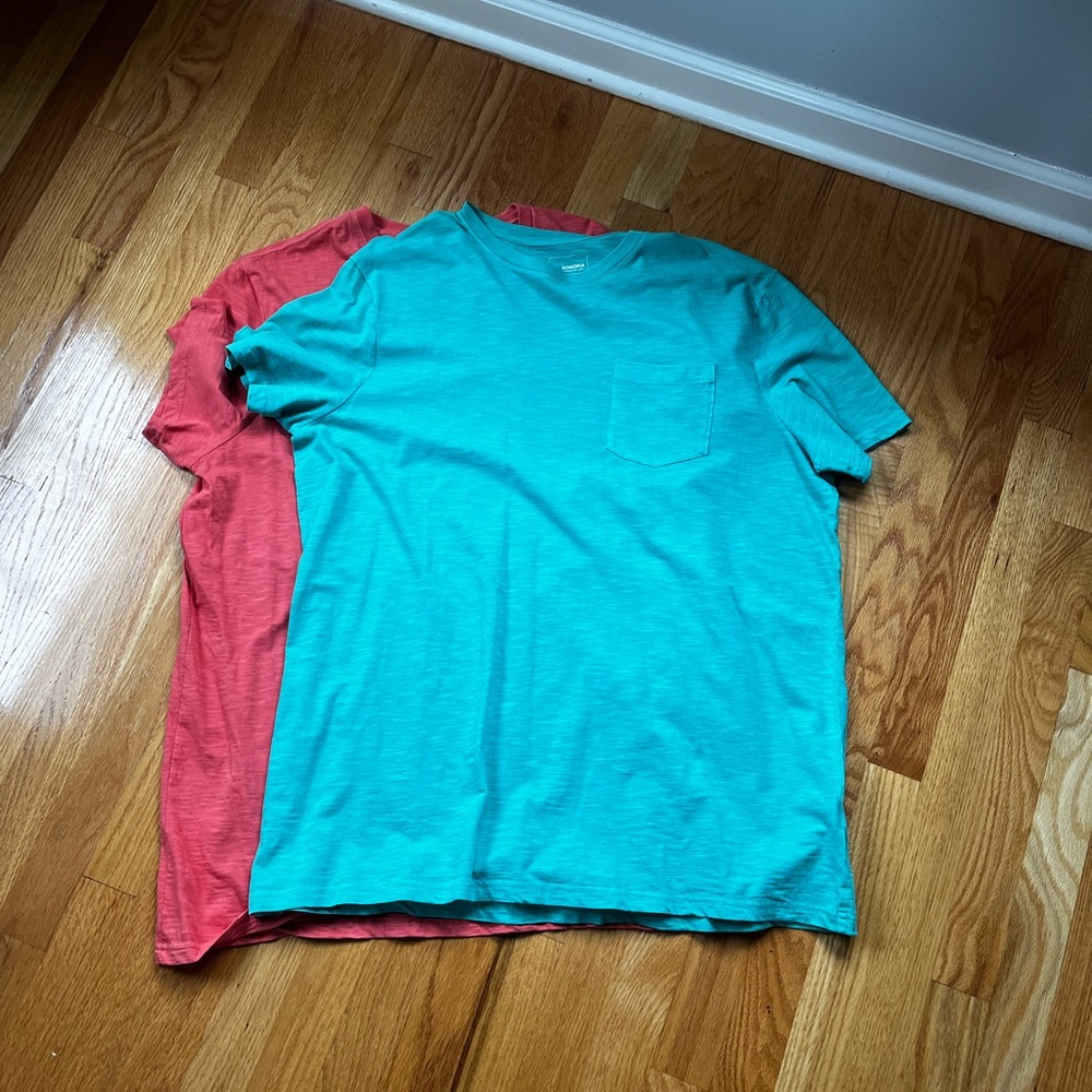Bundle of 2 Men’s Sonoma T shirts